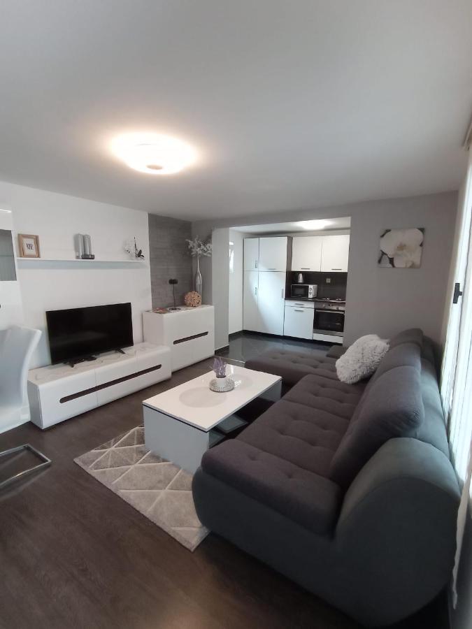 Apartmán Petra Ðakovo Exteriér fotografie
