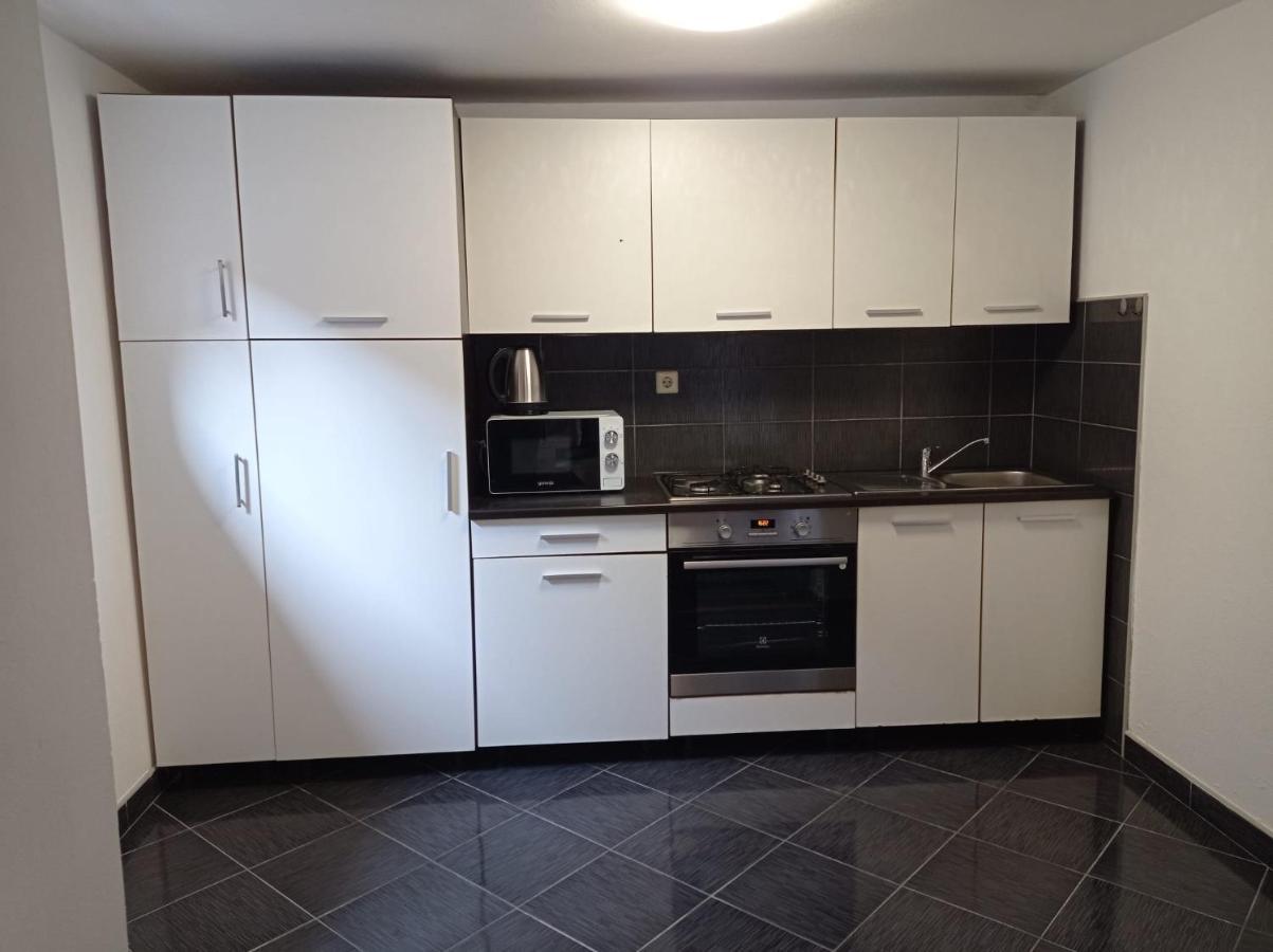 Apartmán Petra Ðakovo Exteriér fotografie